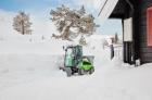 CR2260-Action-Snow-plough-02.jpg